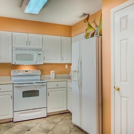4 A, Three Bedroom Townhome デスティン エクステリア 写真